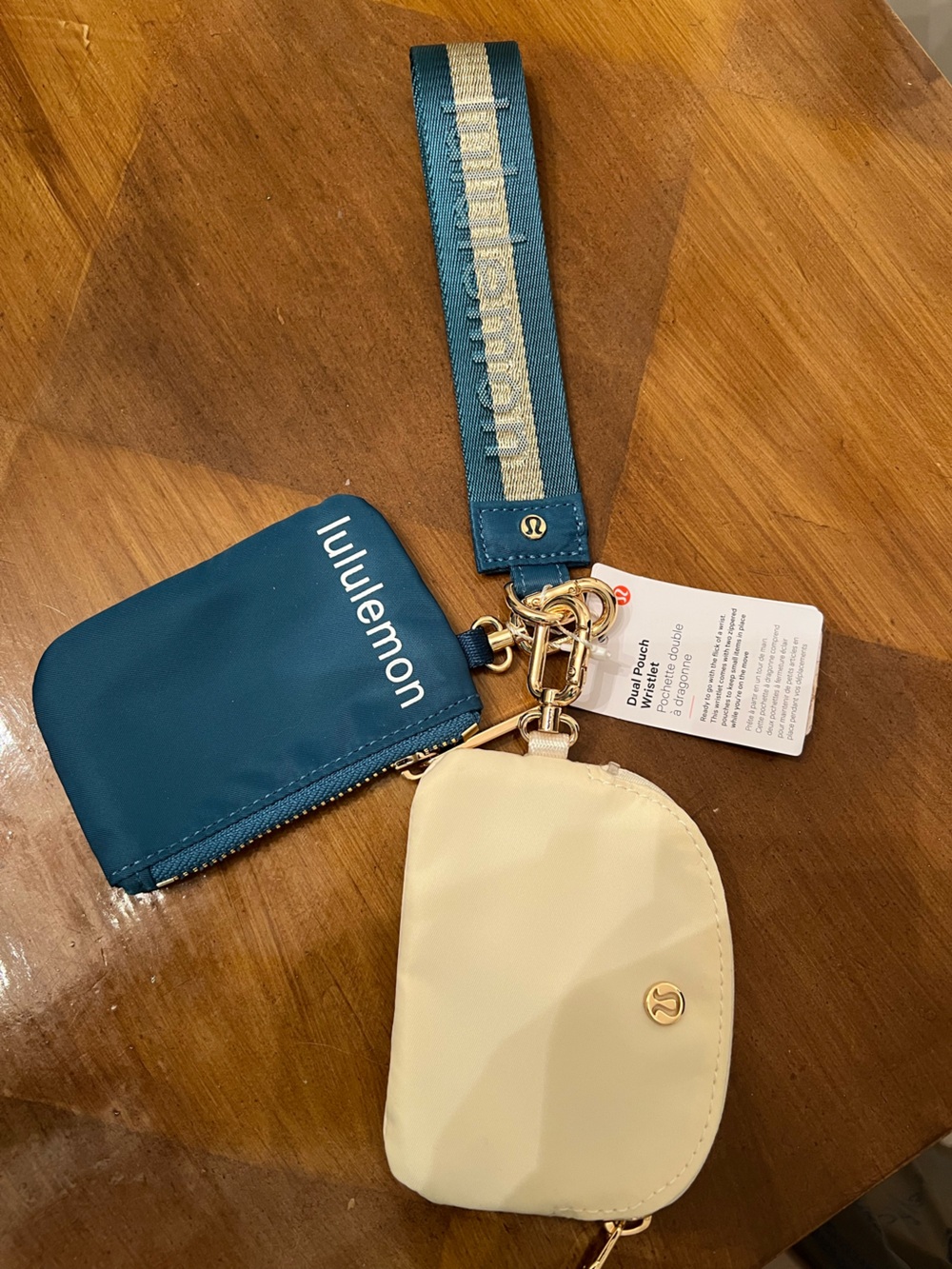 lululemon athletica Dual Pouch Wristlet - Teal and Cream **NWT**